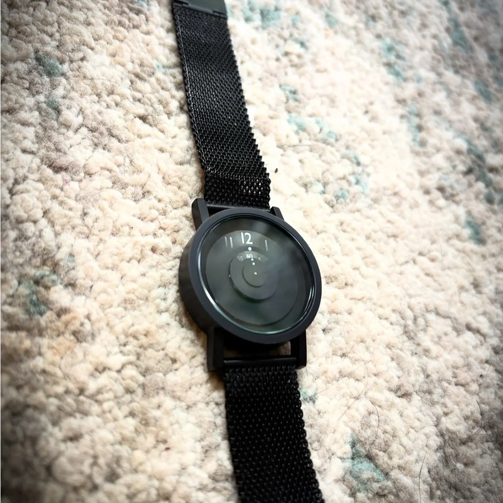 Minimalist Black Mesh Strap Watch